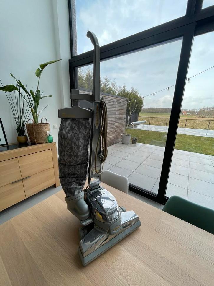 Édition Kirby Diamond, Electroménager, Aspirateurs, Utilisé, Aspirateur, Moins de 1 200 watts, Sac à poussière, Enlèvement