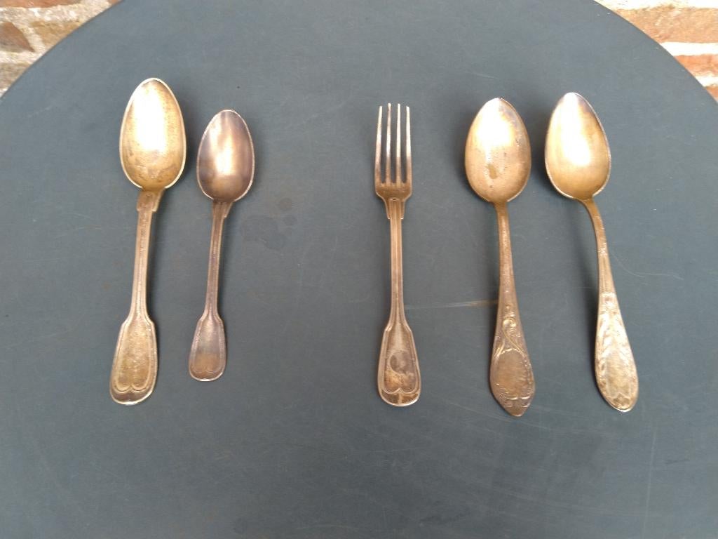 antiek, verzilverd bestek: 4 lepels en 1 vork, Antiek en Kunst, Antiek | Bestek, Ophalen of Verzenden
