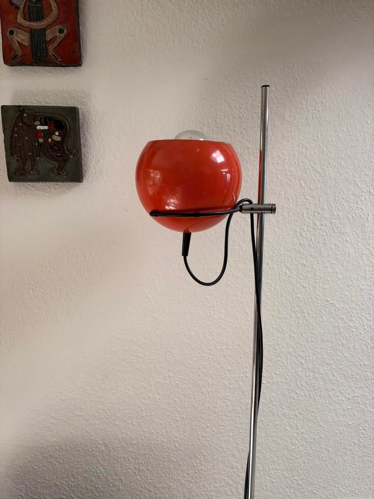 Eyeball lamp, Ophalen, Gebruikt