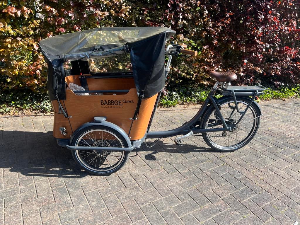 Te koop: Een goed onderhouden Babboe Curve bakfiets,, Enlèvement, Comme neuf, Bâche