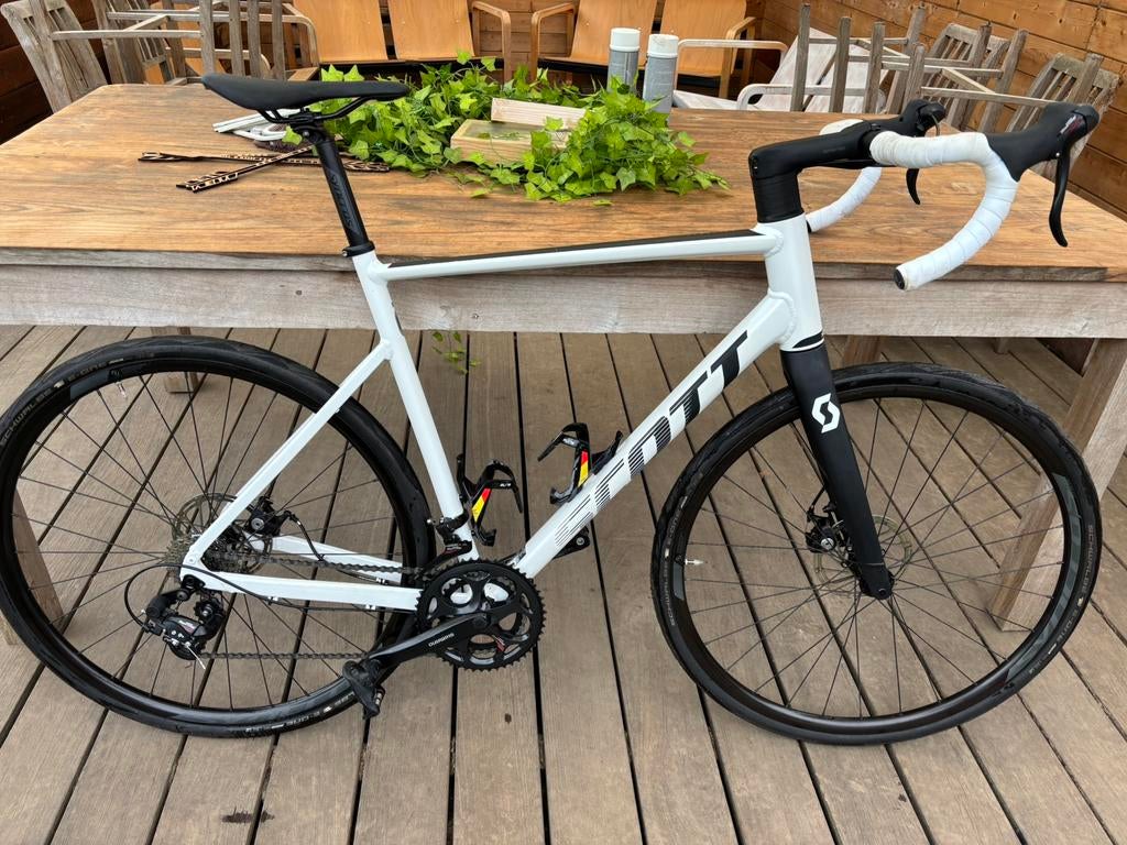 Scott Speedster, Enlèvement, Comme neuf