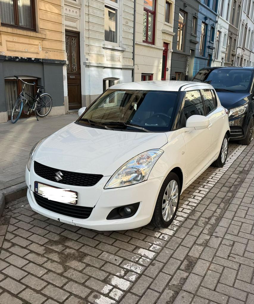 1ste eigenaar suzuki swift te koop, Auto's, Suzuki, Voorwielaandrijving, Zwart, 4 cilinders, Handgeschakeld