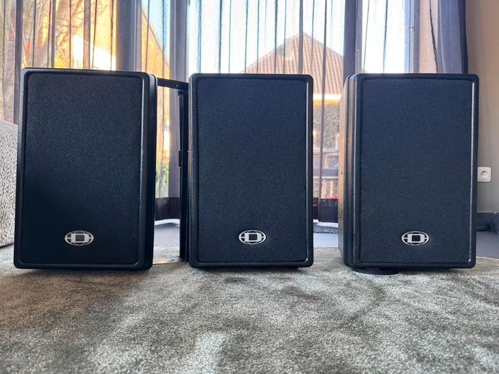 Haut-parleurs supérieurs Dynacord D8 D-lite avec support, TV, Hi-fi & Vidéo, Enceintes, Comme neuf, Enlèvement