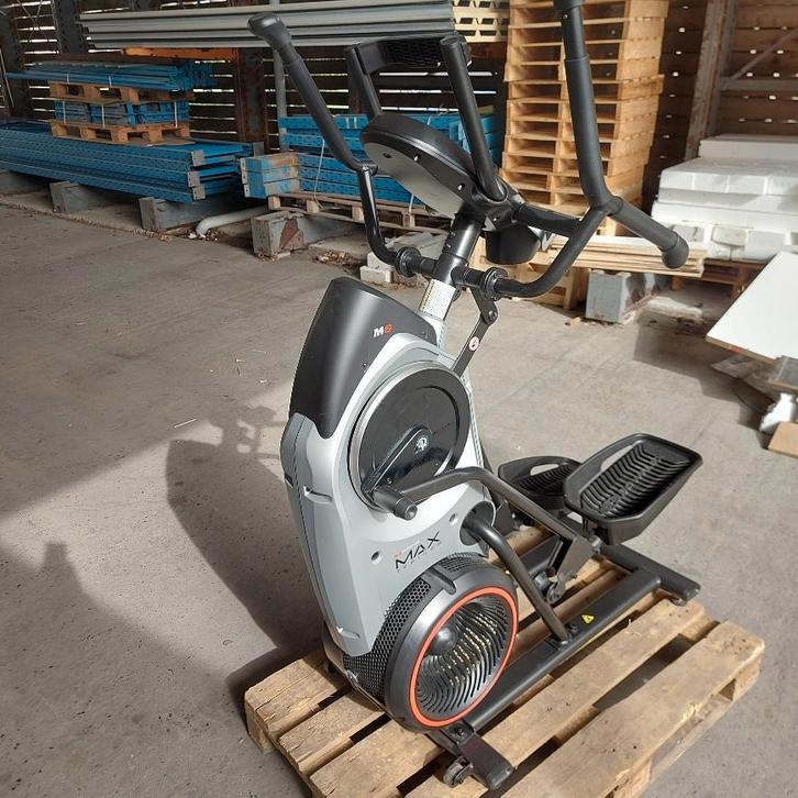Crosstrainer Bowflex Max Trainer M6i, Sports & Fitness, Appareils de fitness, Comme neuf, Vélo elliptique, Bras, Jambes, Pectoraux