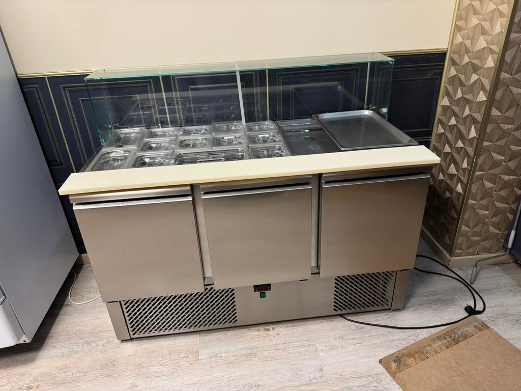 Saladette 3 portes, Articles professionnels, Enlèvement, Refroidissement et Congélation