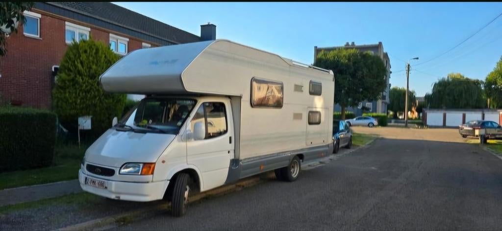 Disponible camping car homologué 8 places, Caravanes & Camping, Camping-cars, Particulier, Douche, Ford, Ford