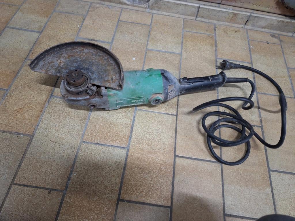 Hitachi slijpmachine, Bricolage & Construction, Outillage | Meuleuses, Enlèvement