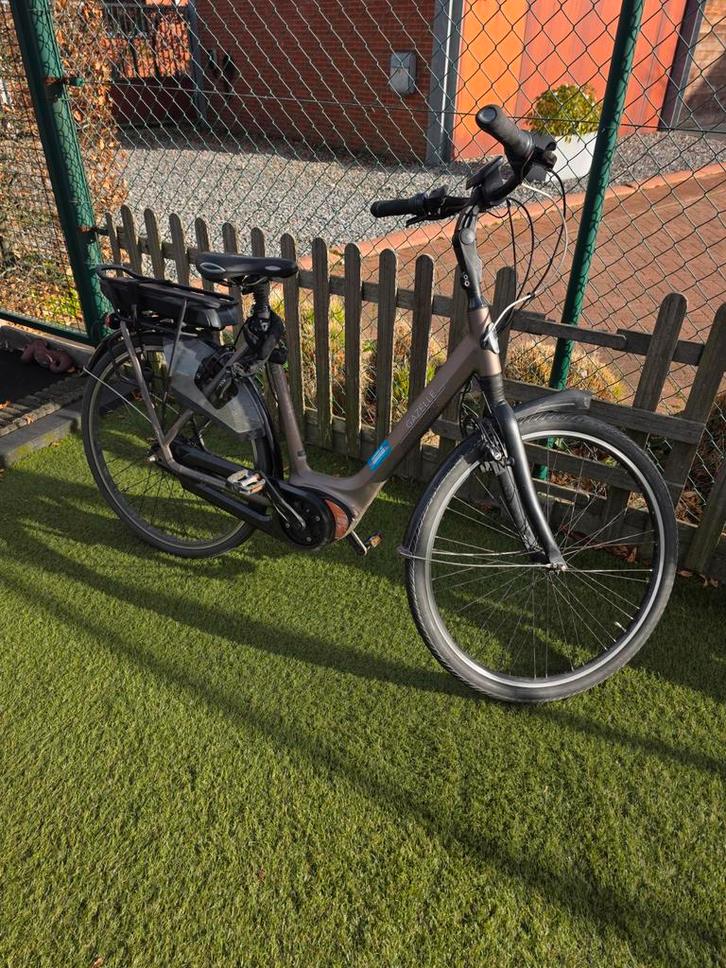 Gazelle Grenoble C7 avec quelques travaux sur, Vélos & Vélomoteurs, Vélos électriques, Utilisé, Gazelle, 47 à 51 cm, Enlèvement ou Envoi