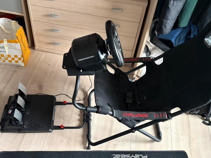 Racestoel, pedalen en stuur, mat, Games en Spelcomputers, Spelcomputers | Overige Accessoires, Gebruikt, Racestoel, Playseat, Force feedback