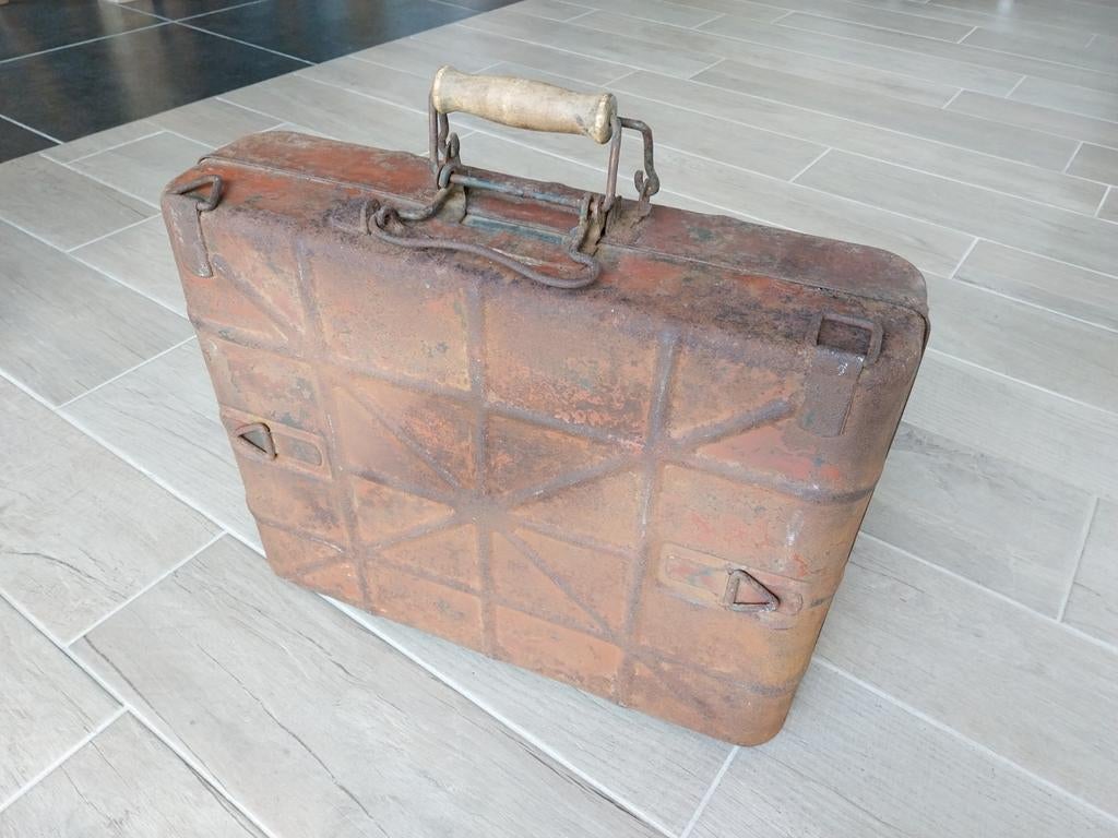 Duitse kist 15 stielhandgr m24 wo2 kustenartillerie camo, Verzamelen, Ophalen of Verzenden