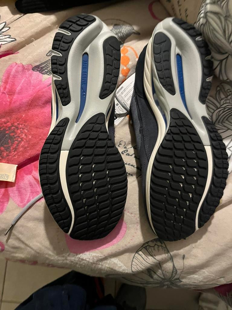 Loopschoenen van het merk mizuna, Sports & Fitness, Course, Jogging & Athlétisme, Neuf, Autres marques, Course à pied, Enlèvement ou Envoi