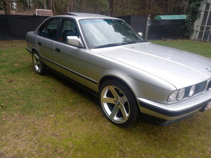 Bmw 535i oldtimer, Autos, BMW, Particulier, Enlèvement ou Envoi