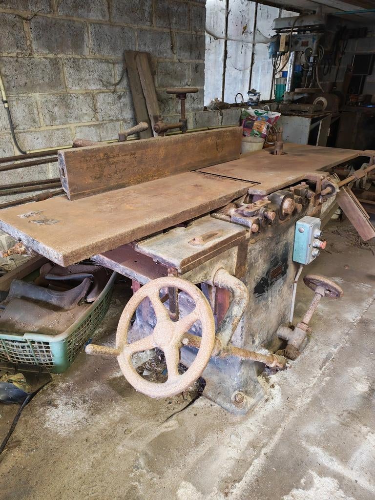 Raboteuse / Dégauchisseuse ancienne DUCUROIR Bruxelles – Mac, Enlèvement