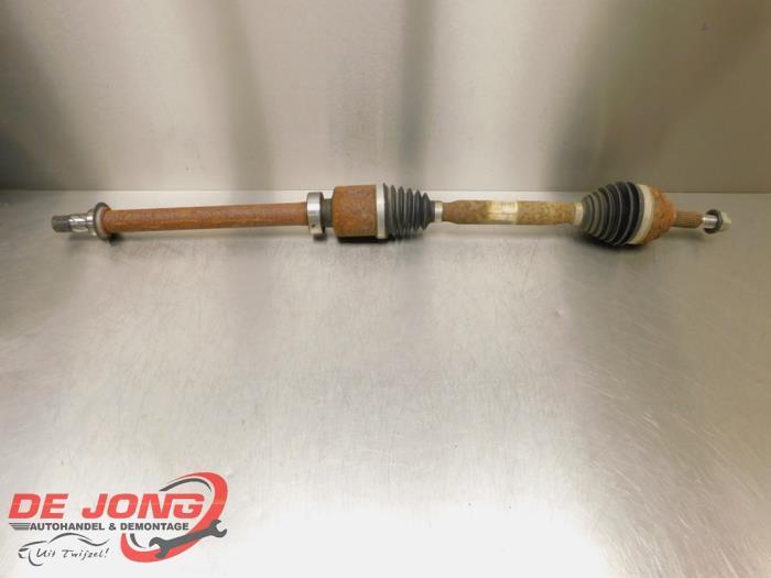 Arbre de transmission avant droit d'un Renault Clio, Autos : Pièces & Accessoires, Freins & Transmission, Renault, Utilisé, 3 mois de garantie