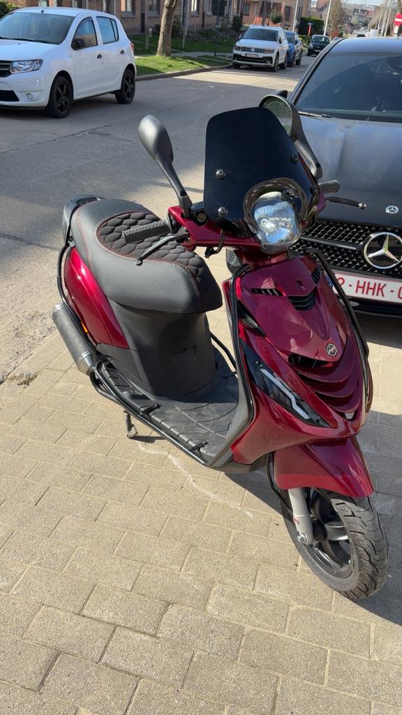 Piaggio zip a klasse, Fietsen en Brommers, Brommers | Overige merken, Zo goed als nieuw, Klasse A (25 km/u), Ophalen