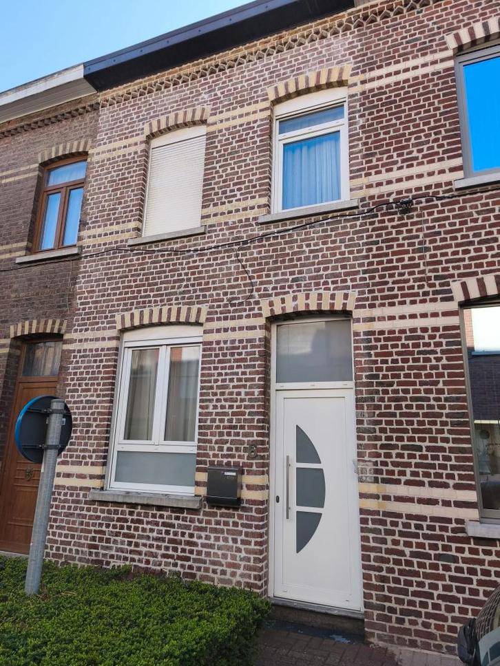 Ruime woning met tuin, elektriciteit conform, nabij station, Immo, Huizen en Appartementen te koop, Provincie Vlaams-Brabant, tot 200 m²