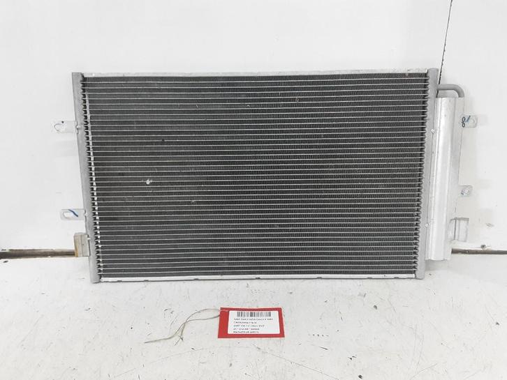 RADIATEUR AIRCO Iveco New Daily VI (5801255825), Auto-onderdelen, Airco en Verwarming, Gebruikt