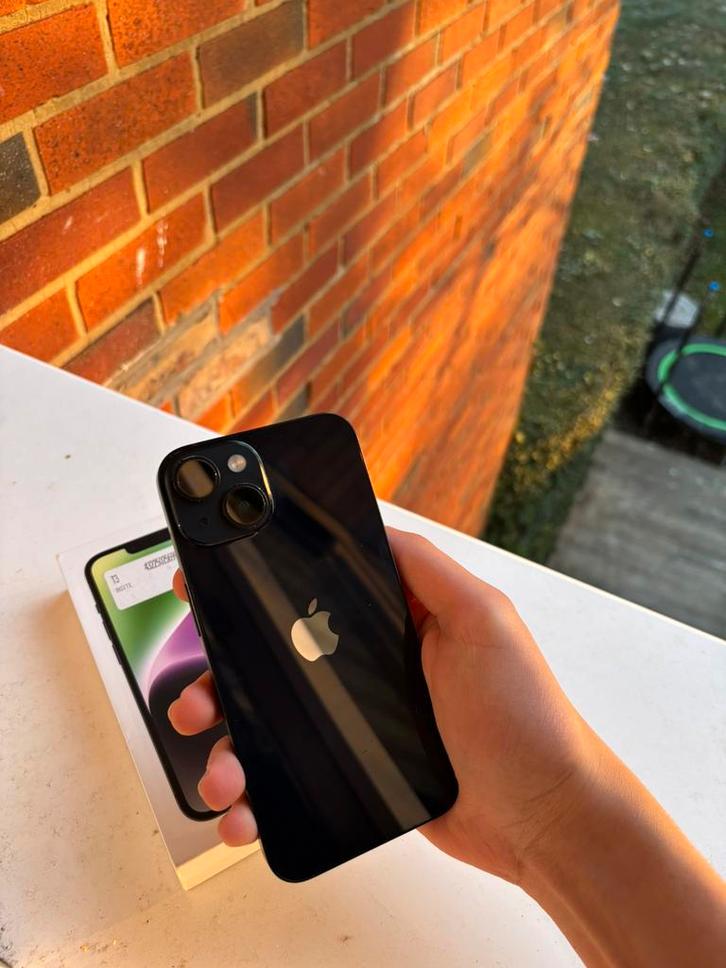 iPhone 14 — 128 GB — Zeer goede staat, Telecommunicatie, Mobiele telefoons | Apple iPhone, Zo goed als nieuw, Ophalen of Verzenden