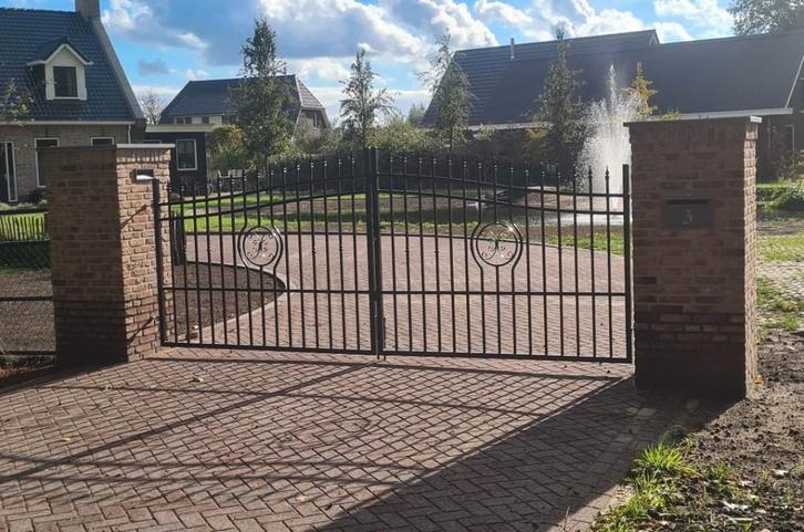 Inrijpoort: Malaga in 2 afmetingen: 4 en 5 meter doorgang., Tuin en Terras, Tuinhekken en Hekwerk, Nieuw, Sierhekwerk, IJzer, Met poort