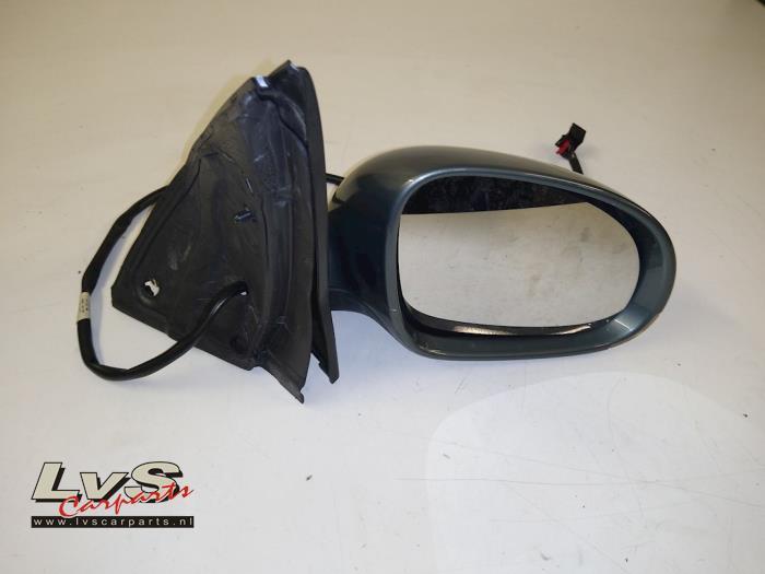 Rétroviseur extérieur droit d'un Volkswagen Golf, Autos : Pièces & Accessoires, Rétroviseurs, Volkswagen, Utilisé, 3 mois de garantie
