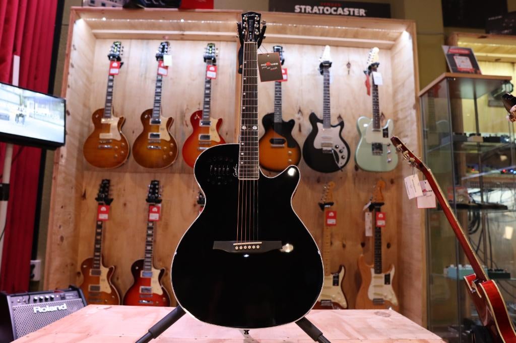 Godin Tweedehands Steel String Doyle Dykes Sign, Muziek en Instrumenten, Snaarinstrumenten | Gitaren | Elektrisch, Ophalen