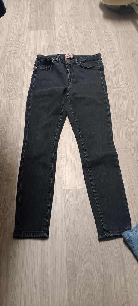 Broek only maat M30, Kleding | Dames, Spijkerbroeken en Jeans, Ophalen of Verzenden