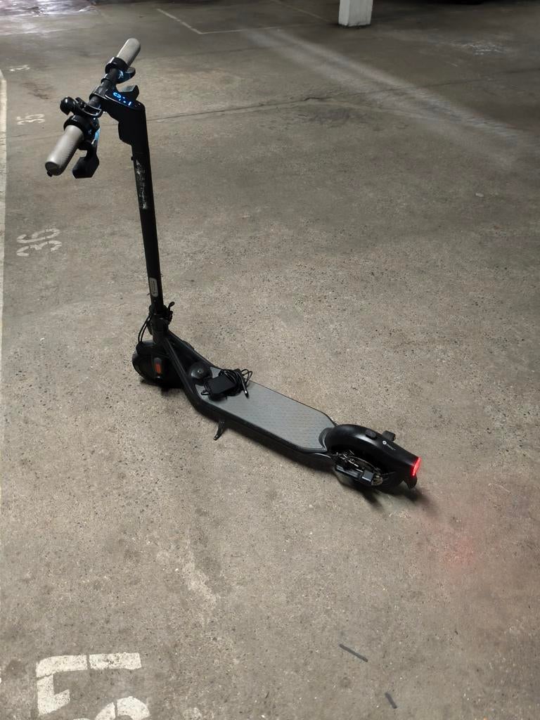 Ninebot Segway step, Fietsen en Brommers, Steps, Ophalen, Zo goed als nieuw, Elektrische step (E-scooter), Segway ninebot