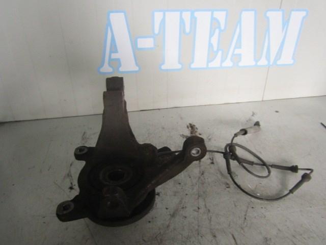 FUSEE AVANT DROITE Renault Laguna I (B56) (01-1993/03-2001), Utilisé, Renault