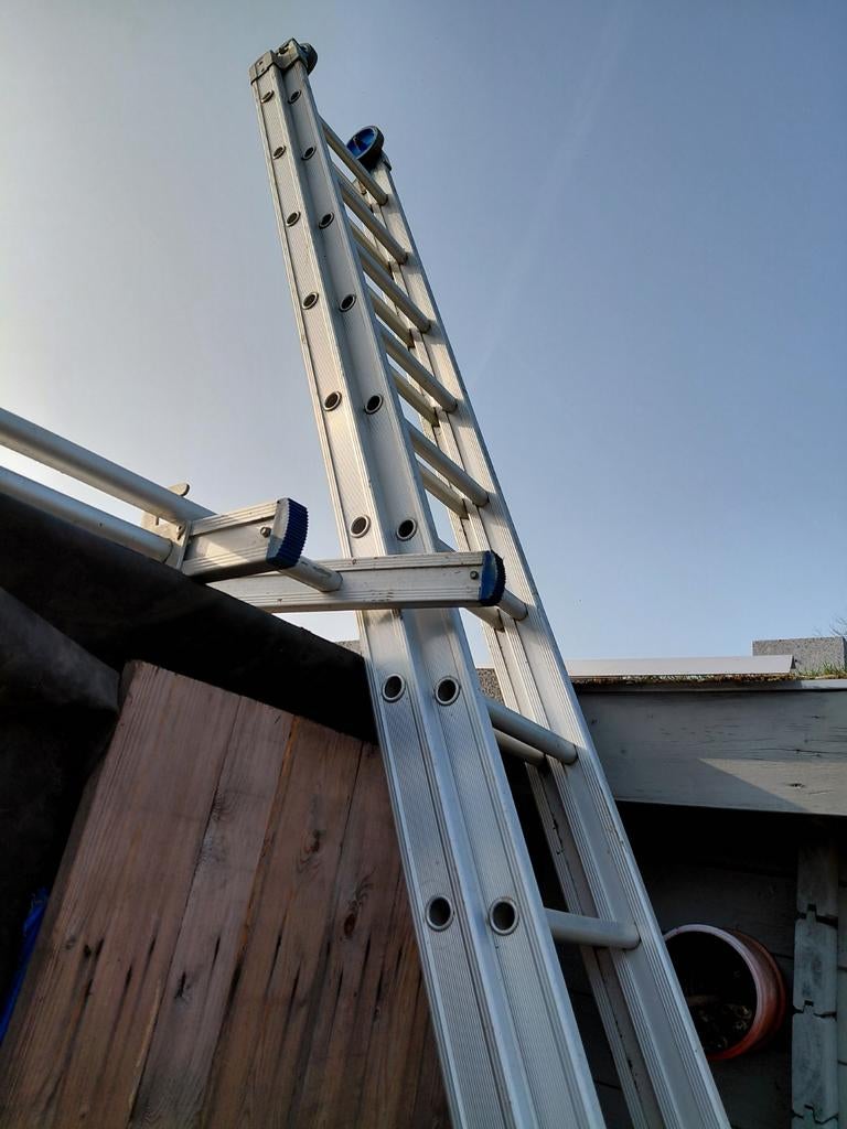 2 delige ladder 16 spurten, Ophalen, Ladder