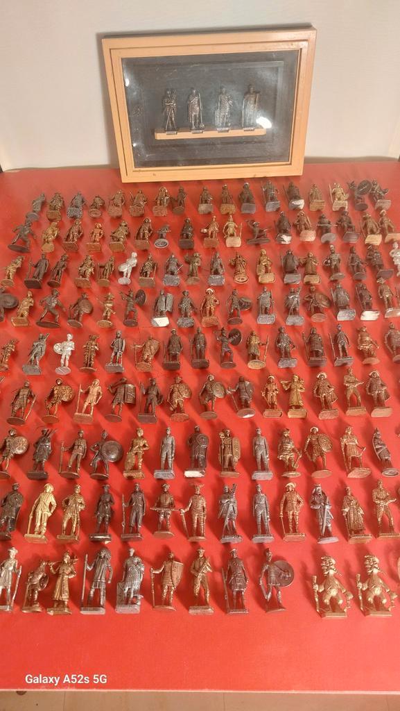 Soldaten uit de hele geschiedenis., Hobby en Vrije tijd, Overige Hobby en Vrije tijd, Zo goed als nieuw, Ophalen of Verzenden