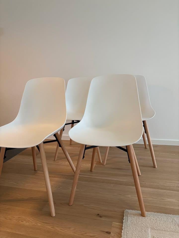 4 chaises scandinaves (Weba) - Parfait état, Maison & Meubles, Chaises, Comme neuf, Scandinavian chairs, Enlèvement, Blanc