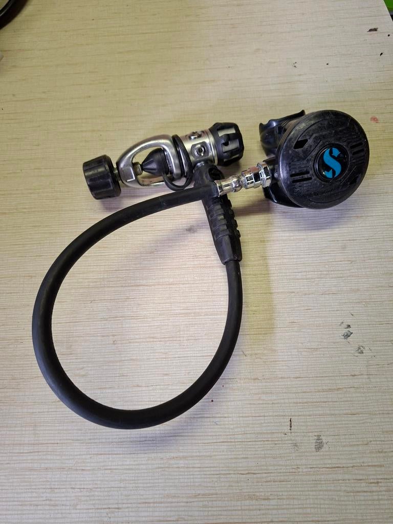 Zwembadontspanner Duiken, Ophalen