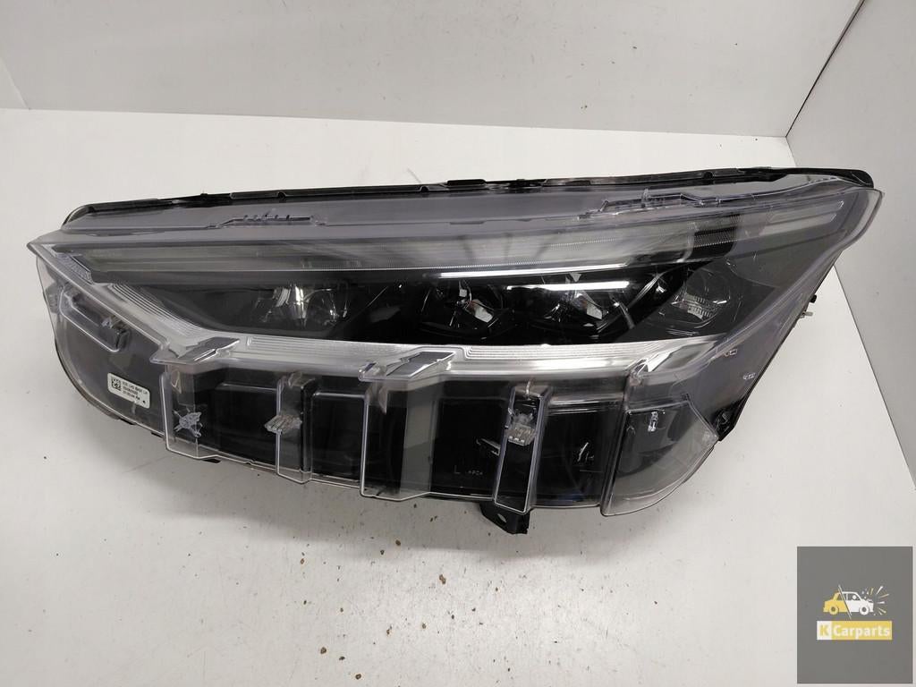 LJ8B13E015BF, Liens Basislamp pour Ford Mustang Mach-E, Info@ford.com, Ford Motor Company, American Road 1
48126  Dearborn, Ford