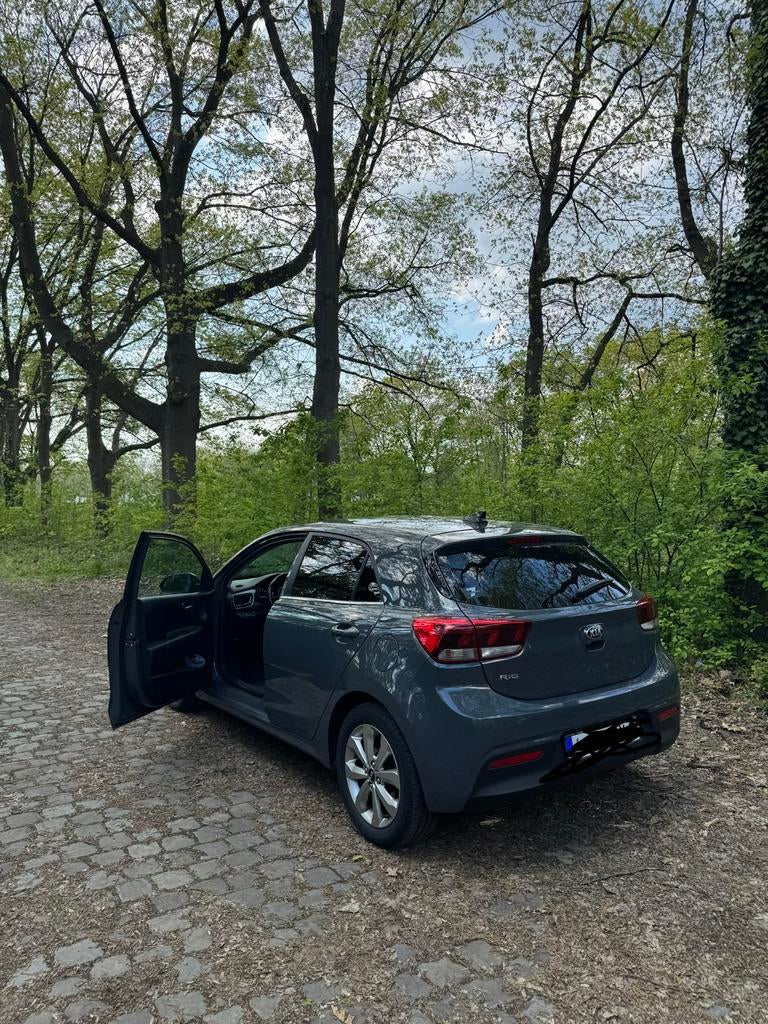 Kia Rio à hayon 2021, Autos, Kia, Argent ou Gris, Achat, 998 cm³, Euro 6
