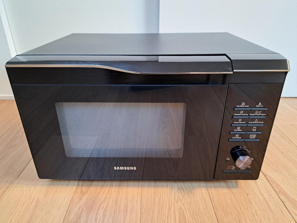 Four à micro-ondes, Electroménager, Croustillant, Enlèvement, Utilisé, 45 à 60 cm