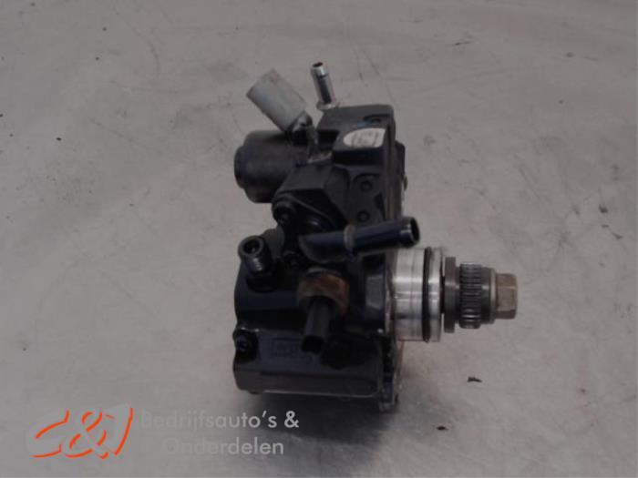 Pompe carburant mécanique d'un Mercedes Sprinter, Autos : Pièces & Accessoires, Systèmes à carburant, Mercedes-Benz, Utilisé, 3 mois de garantie