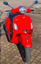 Vespa GTS Super 125 – bj. 2023 – slechts 30 km, Motoren, Particulier, ABS