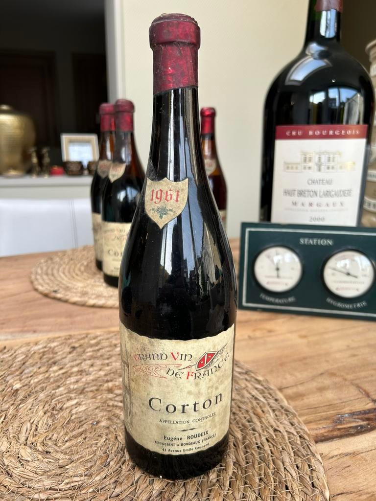 Rare vieux vin de Bourgogne —Corton 1961 Grand Vin de France, Enlèvement, France, Vin rouge, Utilisé