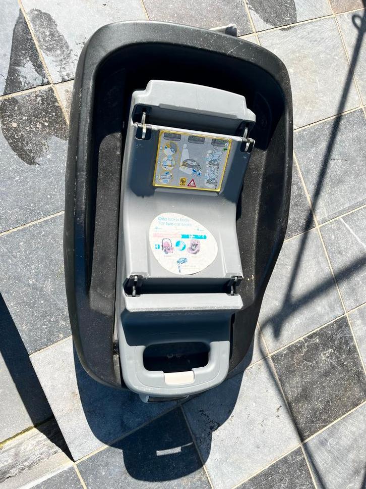 Base Maxi-Cosi FamilyFIX ISOFIX - Fixation sûre et rapide, Enfants & Bébés, Sièges auto, Utilisé, Maxi-Cosi, 0 à 18 kg, Isofix