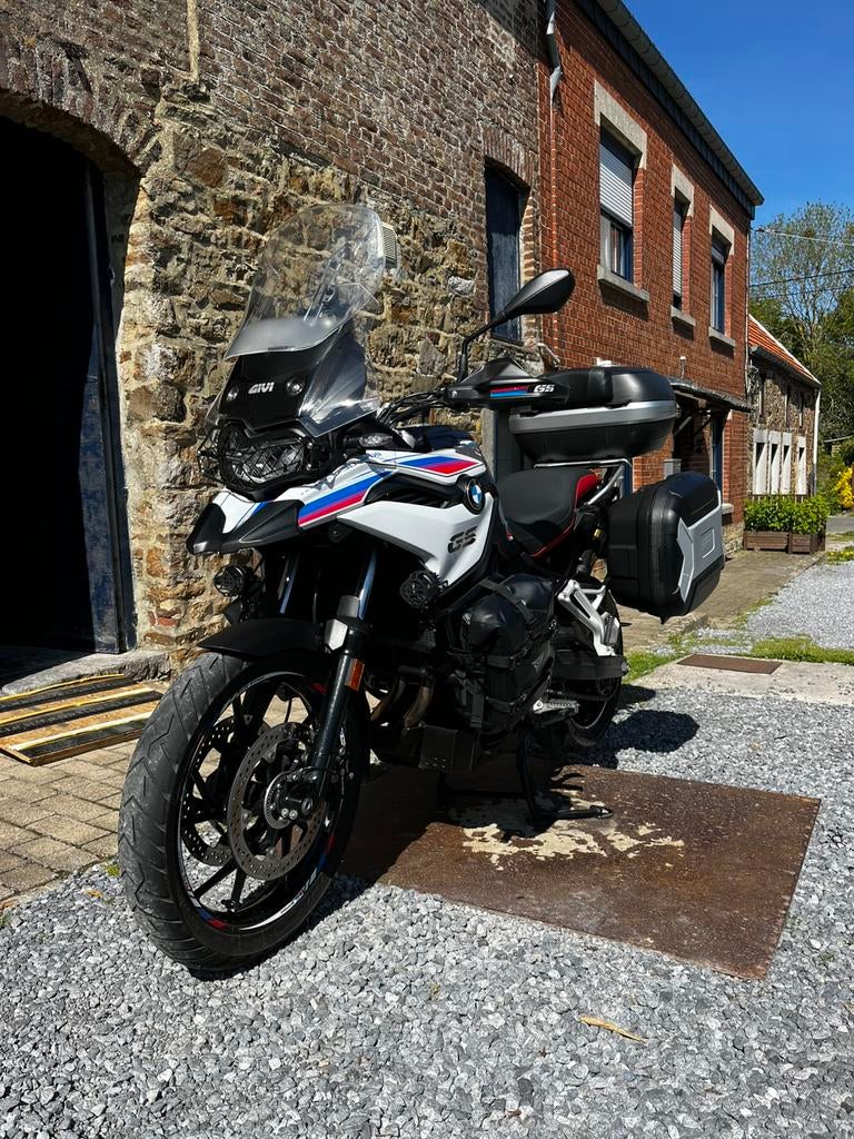 BMW F750 GS, Motoren, 853 cc, 2 cilinders, Handvatverwarming, Occasion
