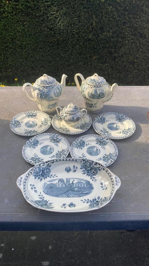 Vaisselle Céramique de Maestricht modèle Peacock, Antiquités & Art, Antiquités | Services (vaisselle) complet, Enlèvement