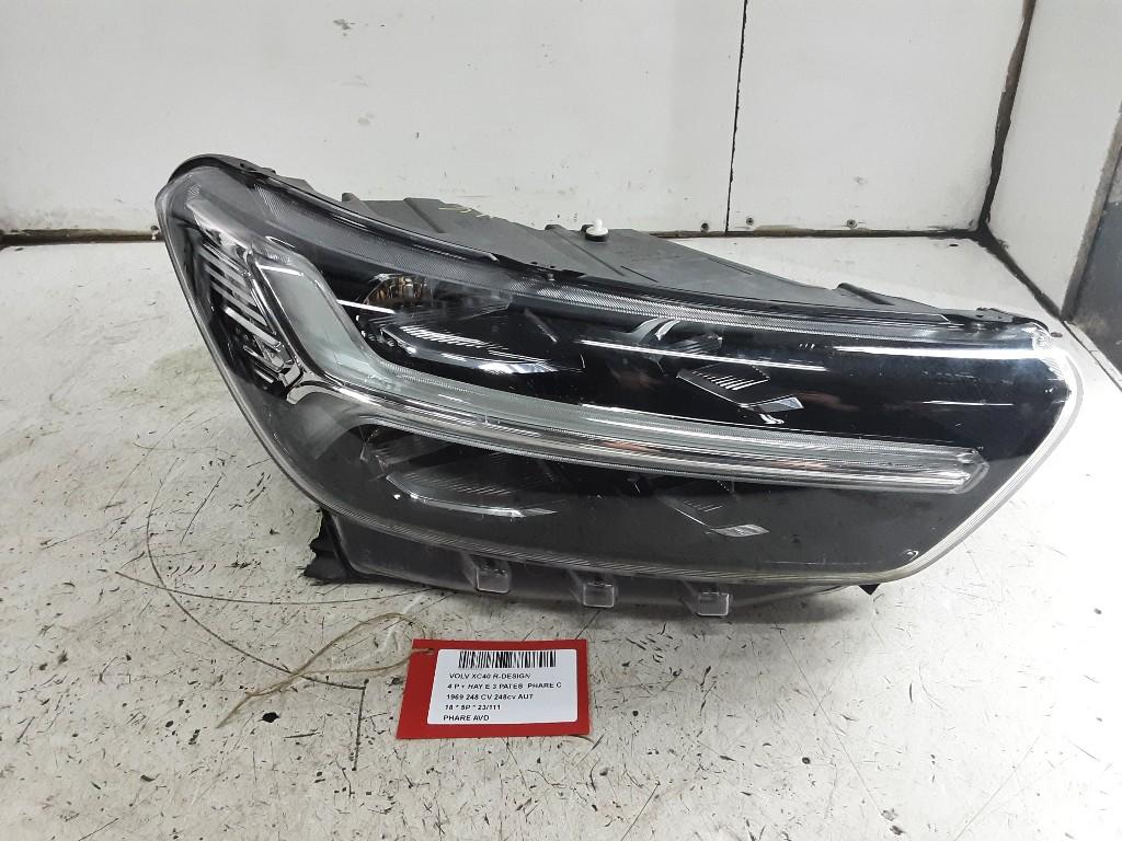 PHARE / OPTIQUE AVANT DROIT Volvo XC40 (XZ) (31446779), Autos : Pièces & Accessoires, Mevr. I. Hauben, Rue de l'Espoir 34 34
4030  GRIVEGNÉE, BE