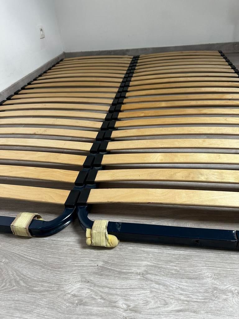 Sommier de lit sans pied, 140 cm, Enlèvement, Utilisé, Sommier