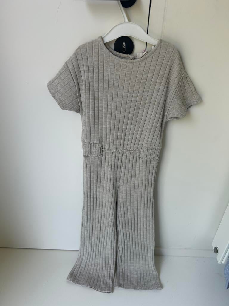 Leuke beige jumpsuit - Zara - 8 jaar, Enfants & Bébés, Vêtements enfant | Taille 128, Enlèvement ou Envoi, Comme neuf, Fille, Autres types