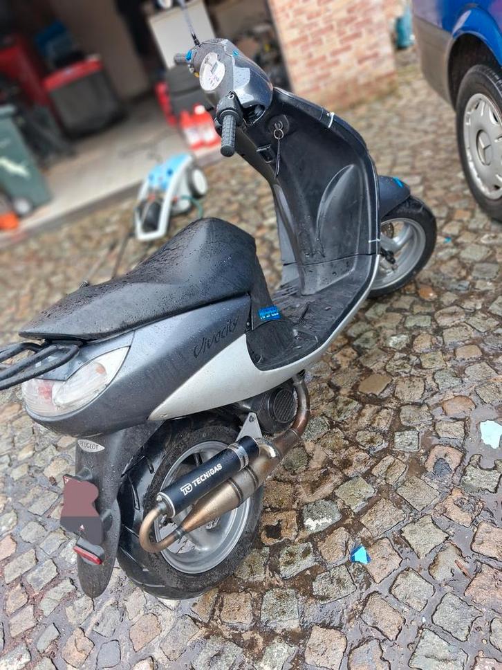 2004 peugeot vivacity 70cc, Fietsen en Brommers, Snorfietsen en Snorscooters, Peugeot, Ophalen