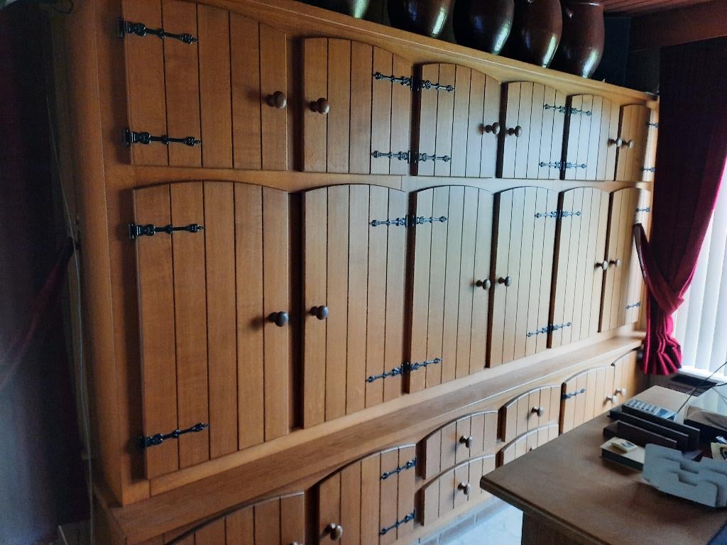 Inbouwkast, Enlèvement, Utilisé