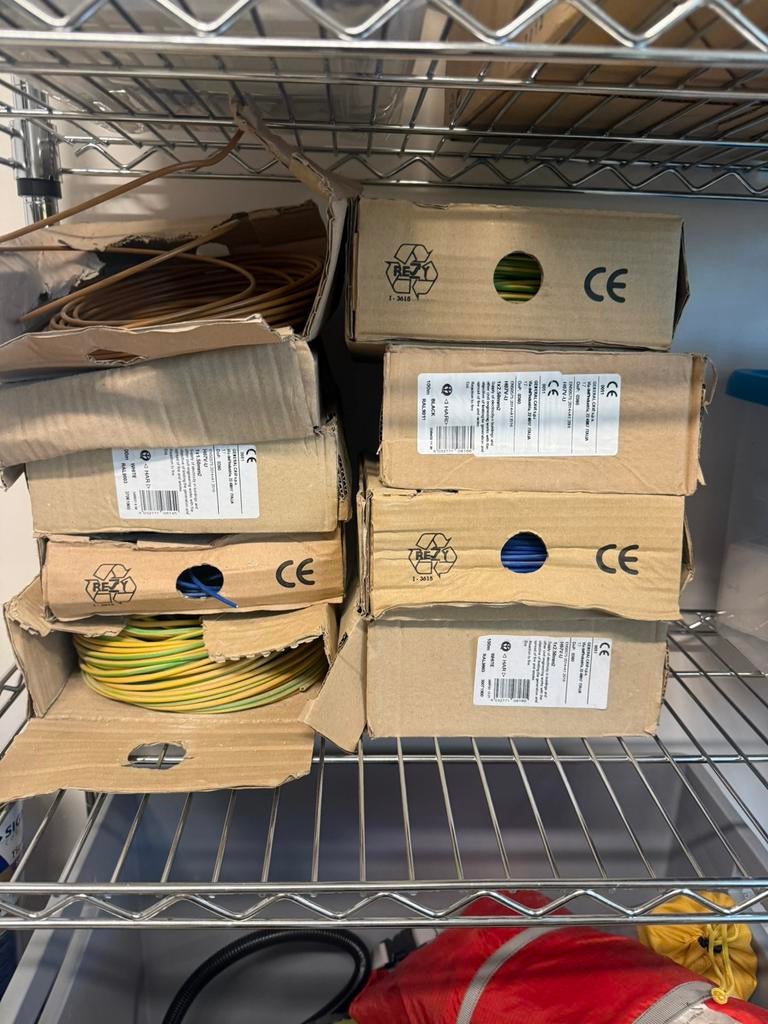 Te koop: installatiedraad H07V-U (volledige set), Ophalen