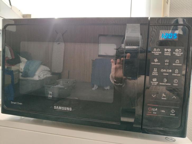 Samsung smart microgolfoven, Elektronische apparatuur, Microgolfovens, Zo goed als nieuw, Vrijstaand, Combi-microgolfoven, Oven