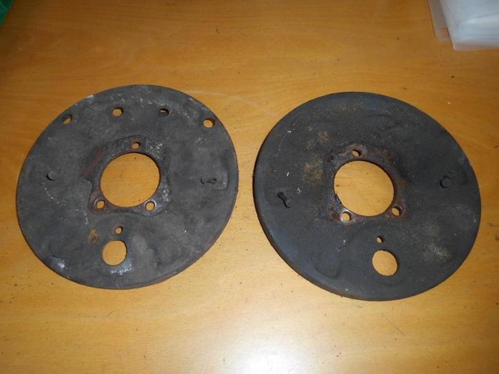 Flasques tambours de freins avant VW aircooled (5 trous), Autos : Pièces & Accessoires, Freins & Transmission, Pièces Oldtimer ou Ancêtre