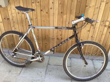 Te koop mountenbike  beschikbaar voor biedingen